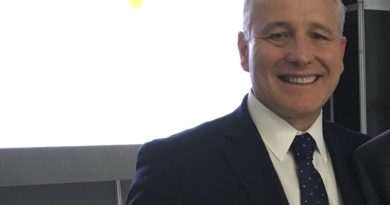 Carlos Mario Giraldo se retira del Éxito el 30 de junio