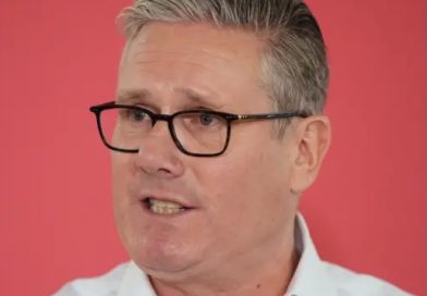 Keir Starmer, Primer Ministro Inglés, afronta crisis